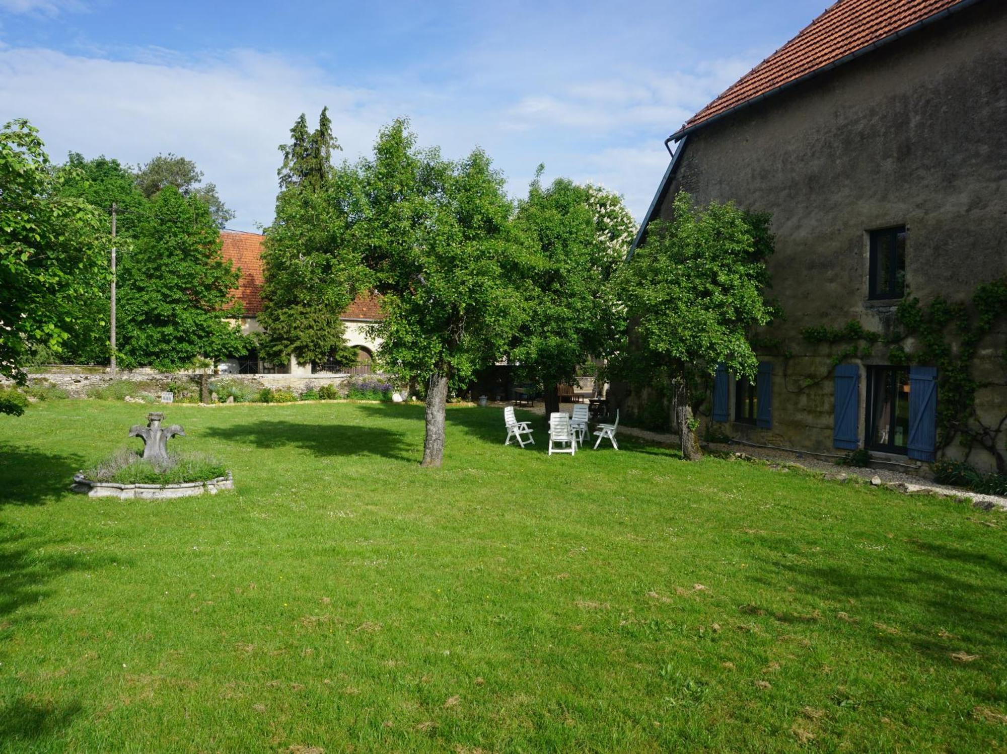 Chambre D'Hotes Juste-Confortable Fleurey-les-Lavoncourt Dış mekan fotoğraf